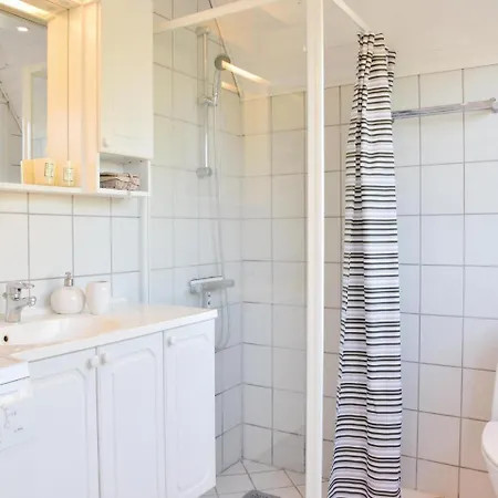 펜션 Three-bedroom Holiday In