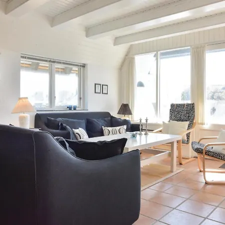 Three-bedroom Holiday In *
